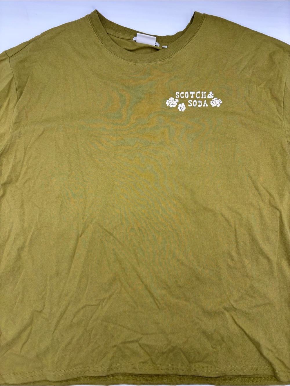 Scotch & Soda Relaxed Fit Roll Cuff Graphic T-Shirt in Green Moss